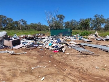 General_waste_dumped_on_ground.jpg